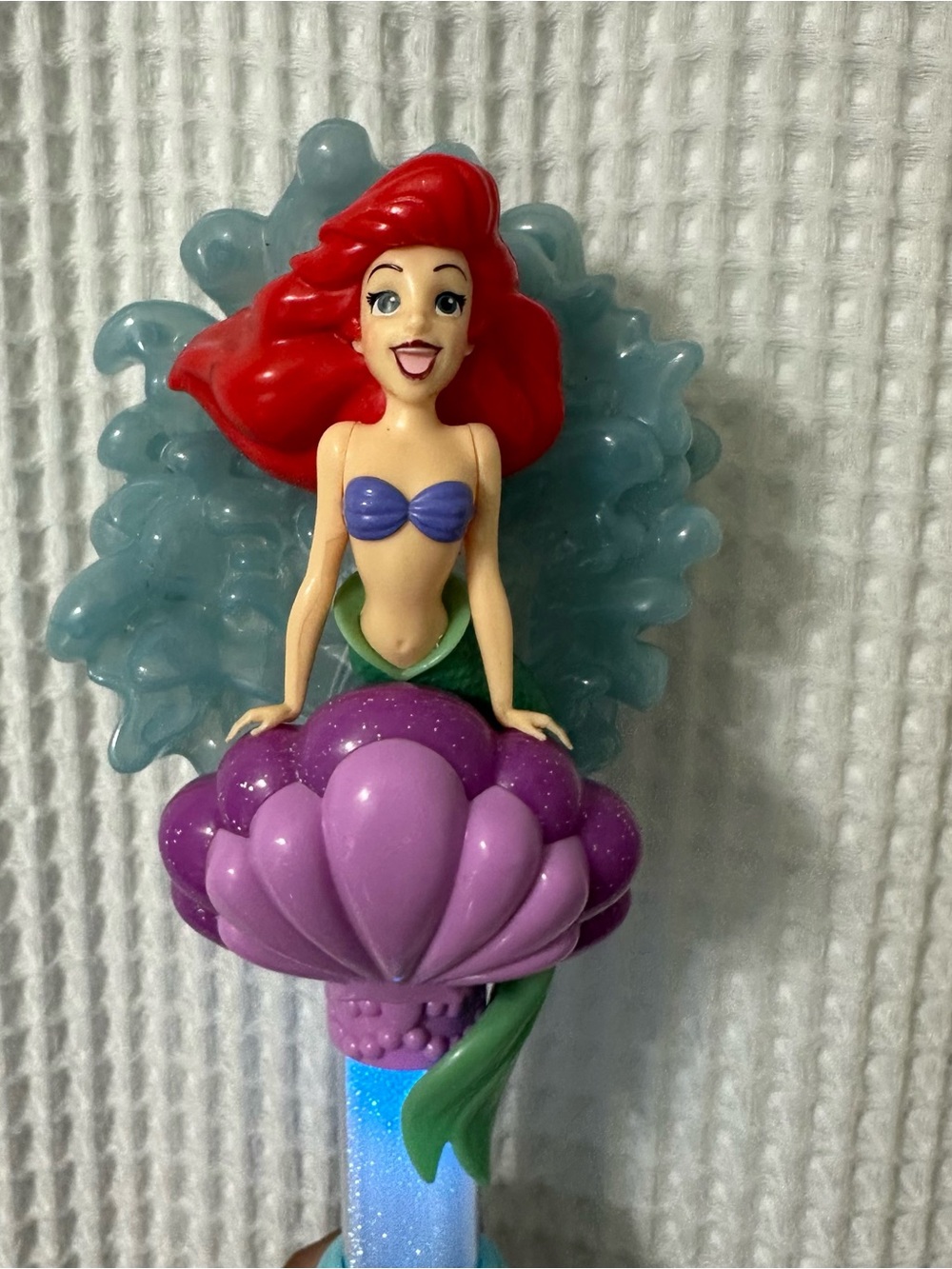 Disney The Little Mermaid Light Up Bubble Making Wand - Picture 4 of 6